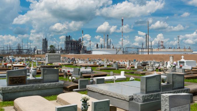 A cemetery in Louisiana's Cancer Alley 